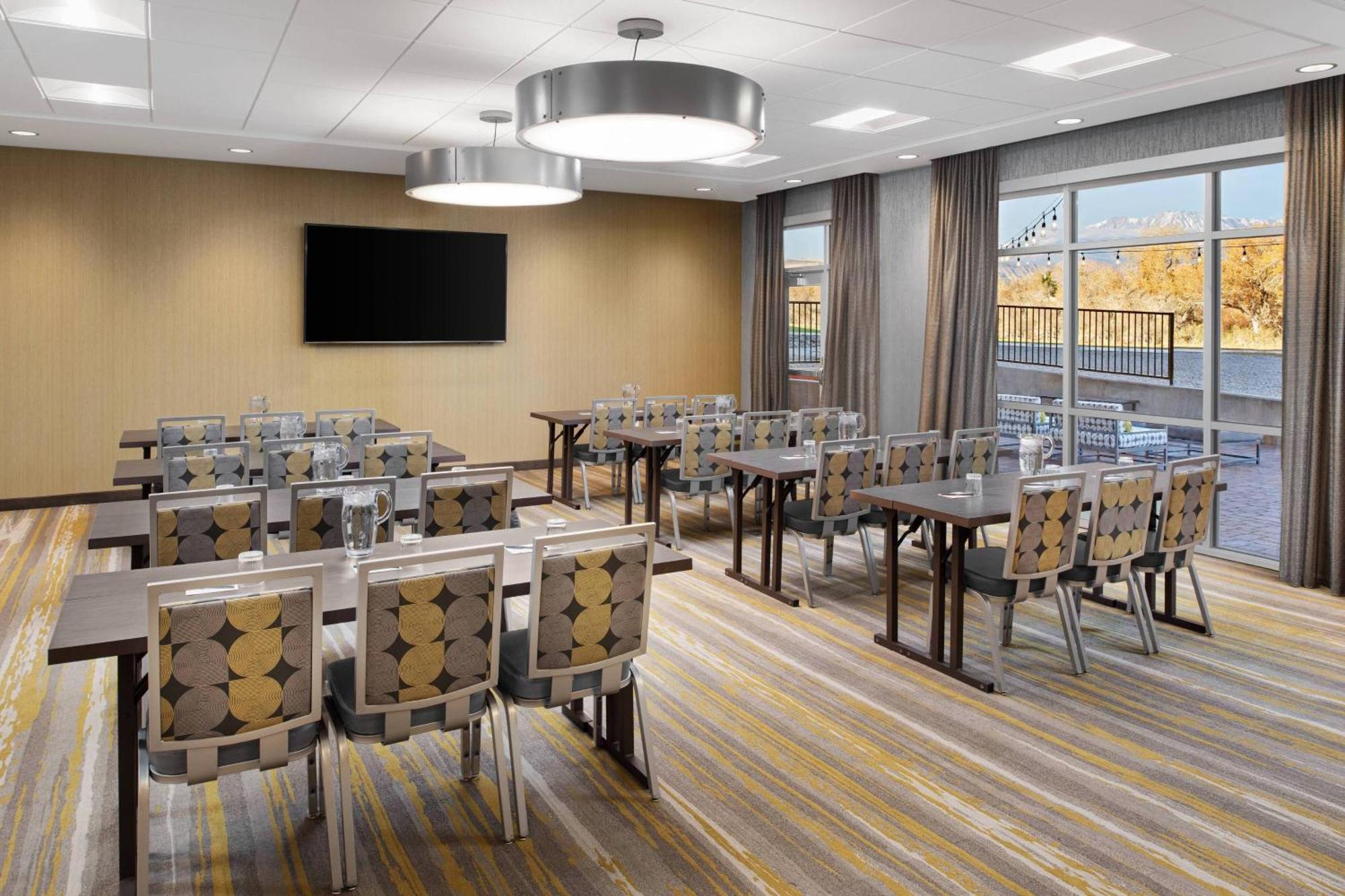 Springhill Suites By Marriott St. George Washington Exterior photo